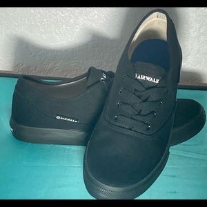 Airwalk Youth Rio Black Casual Shoes Canvas Sneakers Youth Size 6 NWT